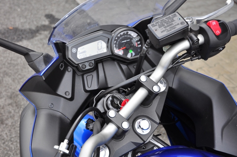 Yamaha XJ6 Diversion F v testu - 13 - DiversionF01