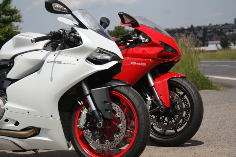 Test Ducati Panigale 899: napravený zlý muž - 32 - Ducati Panigale 899 Ducati 899 Panigale25