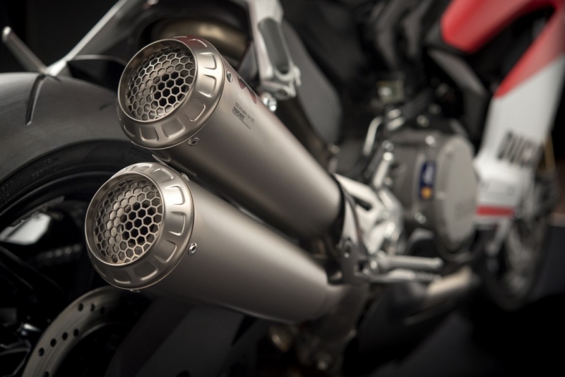 Ducati 959 Panigale Corse 2018: v novém kabátu - 8 - 2 Ducati 959 Panigale Corse 2018 (14)