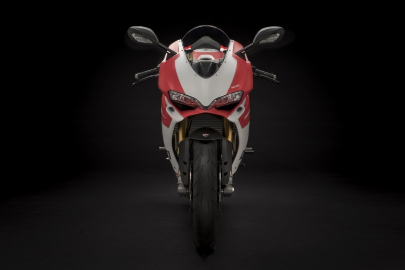 Ducati 959 Panigale Corse 2018: v novém kabátu - 3 - 2 Ducati 959 Panigale Corse 2018 (1)