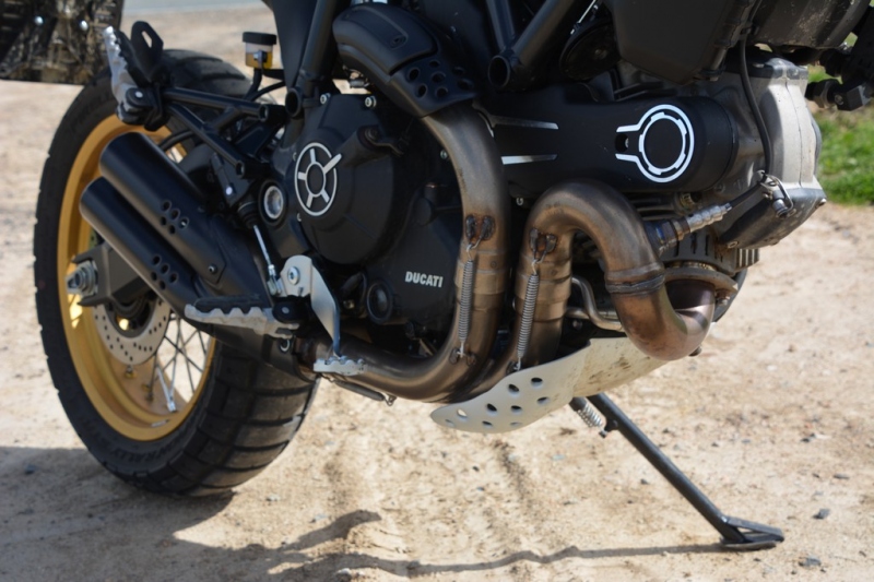 Test Ducati Scrambler Desert Sled: do města i na polní cestu - 8 - 1 Ducati Desert Sled test (26)