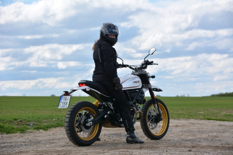 Test Ducati Scrambler Desert Sled: do města i na polní cestu - 22 - 1 Ducati Desert Sled test (6)