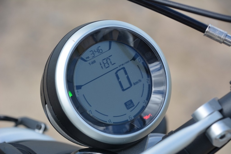 Test Ducati Scrambler Desert Sled: do města i na polní cestu - 6 - 1 Ducati Desert Sled test (12)