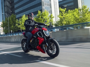 Ducati Diavel V4: s výkonem 165 koní