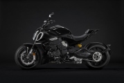 1 Ducati Diavel V4 2023 (2)