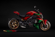 1 Ducati Diavel V4 RS 100 (1)
