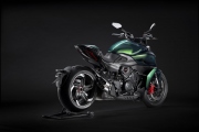 1 Ducati Diavel for Bentley (3)