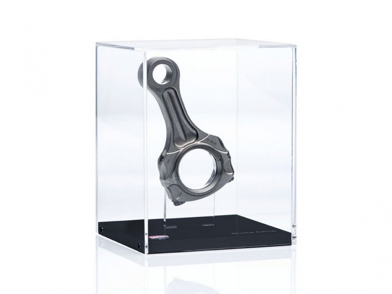 Ducati Memorabilia: součástky jako umělecké dílo - 15 - 1 Ducati Memorabilia (5)