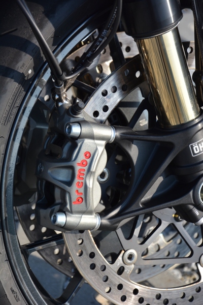Test Ducati Monster 1200 R: nahá a divoká - 11 - 3 Ducati Monster 1200 R 2016 test37
