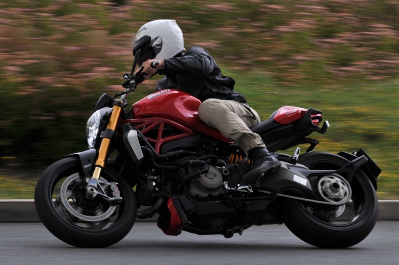 Test Ducati Monster 1200 S: nejlepší Monster všech dob - 5 - 3 Ducati Monster 1200 S40