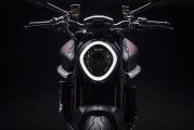1 Ducati Monster 2021 (1)