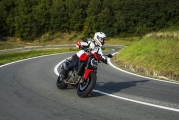 1 Ducati Monster 2026 (4)