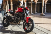 1 Ducati Monster 2026 (8)