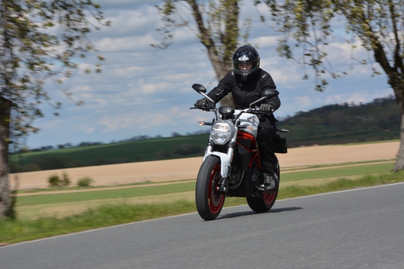 Test Ducati Monster 797: mrštná příšerka - 20 - 1 Ducati Monster 797 test (24)