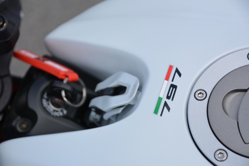 Test Ducati Monster 797: mrštná příšerka - 6 - 1 Ducati Monster 797 test (10)