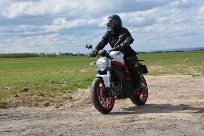 Test Ducati Monster 797: mrštná příšerka - 11 - 1 Ducati Monster 797 test (44)