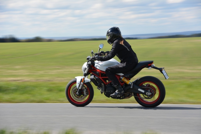 Test Ducati Monster 797: mrštná příšerka - 12 - 1 Ducati Monster 797 test (19)