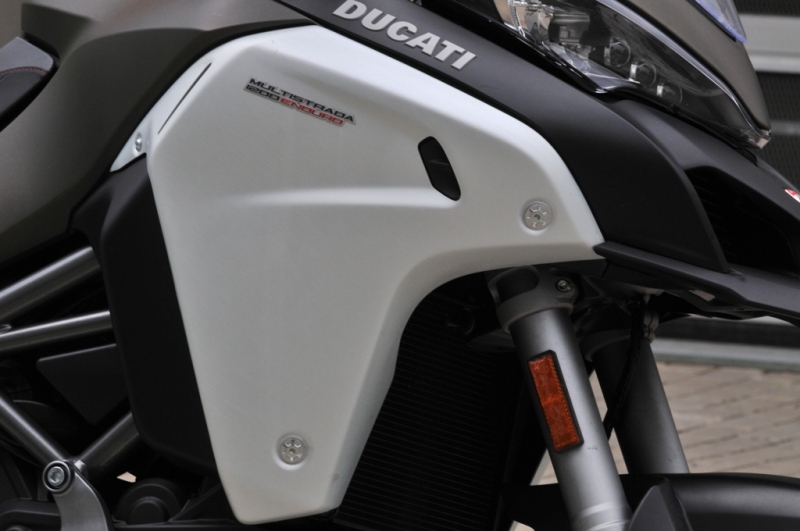 Test Ducati Multistrada 1200 Enduro: jen pro chlapy - 25 - 1 Ducati Multistrada 1200 Enduro test04