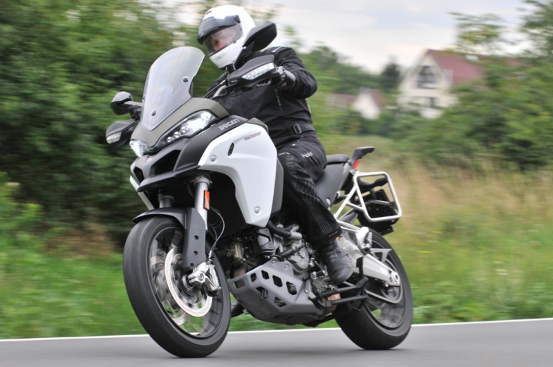 Test Ducati Multistrada 1200 Enduro: jen pro chlapy - 13 - 3 Ducati Multistrada 1200 Enduro test35