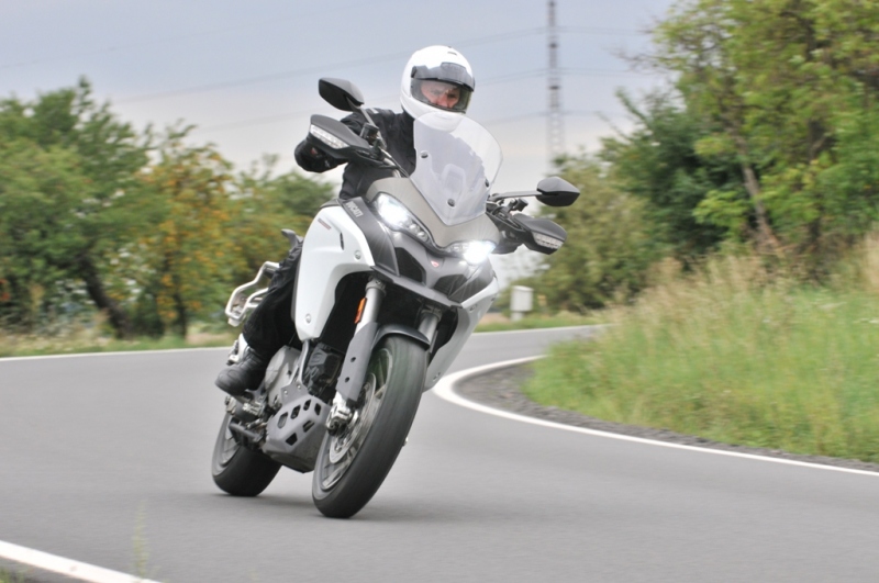 Test Ducati Multistrada 1200 Enduro: jen pro chlapy - 14 - 3 Ducati Multistrada 1200 Enduro test36