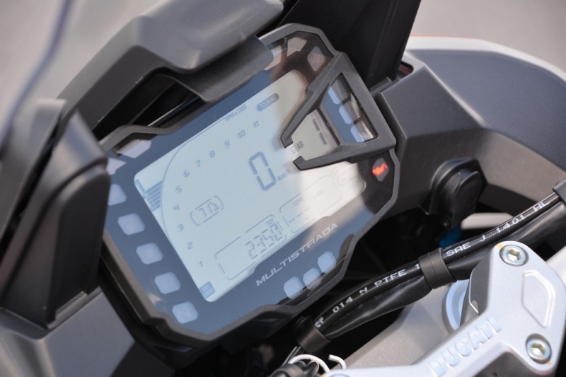 Test Ducati Multistrada 950: mrštné sportovní endurko - 36 - 1 Ducati Multistrada 950 test38