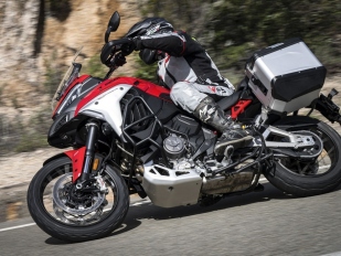 Test Ducati Multistrada V4 Rally: cestou necestou