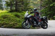 1 Ducati Multistrada V4 S Grand Tour (10)