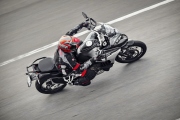 1 Ducati Multistrada V4 S (2)