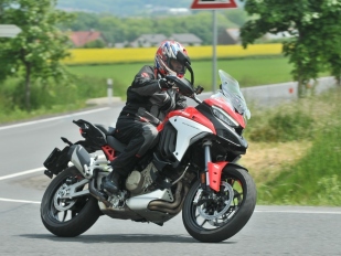 Test Ducati Multistrada V4 S: supersport v cestovní verzi