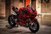 1 Ducati Panigale V4 2022 World Champion Replica 2022 (1)