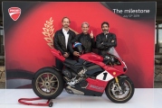 1 Ducati Panigale V4 25 vyroci (8)