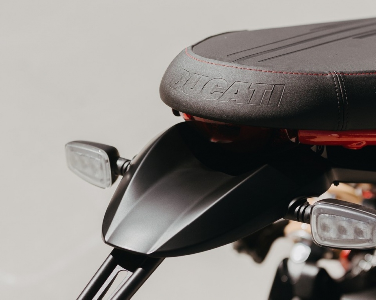 Ducati Scrambler Desert Sled 800: limitovaná edice Fasthouse - 10 - 1 Ducati Scrambler Desert Sled 800 FastHouse (14)