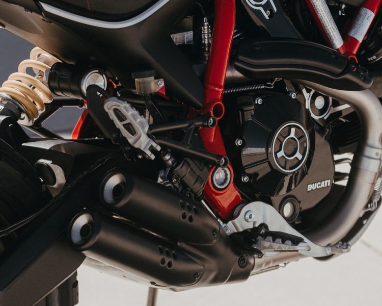 Ducati Scrambler Desert Sled 800: limitovaná edice Fasthouse - 12 - 1 Ducati Scrambler Desert Sled 800 FastHouse (19)