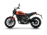 1 Ducati Sixty2 Scrambler15