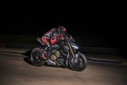 1 Ducati Streetfighter V4S 2023 (10)