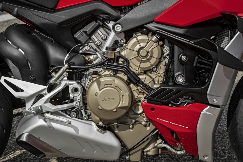 Ducati Streetfighter V4 a V4 S: Joker na kolech - 38 - 1 Ducati Streetfighter V4 S (27)