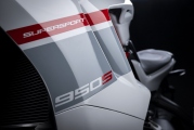 1 Ducati SuperSport 950 S Stripe Livery (5)
