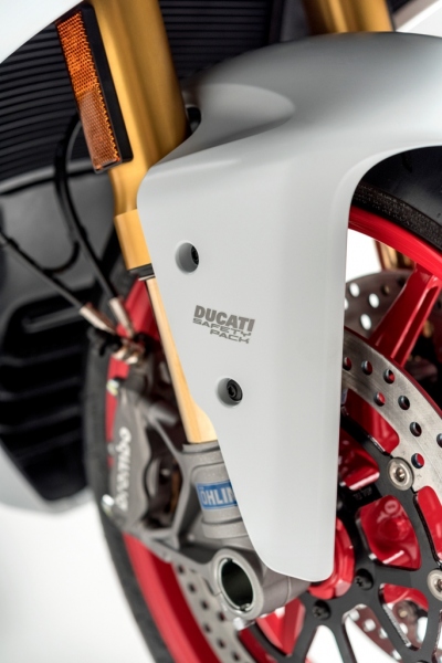 Ducati SuperSport a SuperSport S 2017: všestranný sportovec - 19 - 1 Ducati Supersport S06