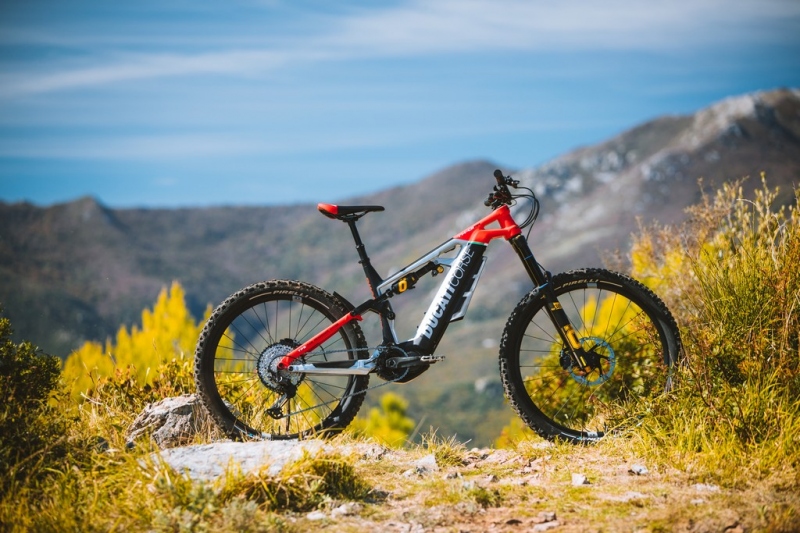 Ducati elektrokola: TK-01RR, MIG-S a E-Scrambler - 5 - 1 Ducati TK-01RR elektrokolo (8)