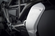 1 Ducati XDiavel S 2018 Iceberg White (12)