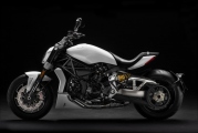 1 Ducati XDiavel S 2018 Iceberg White (19)