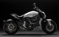 1 Ducati XDiavel S 2018 Iceberg White (2)