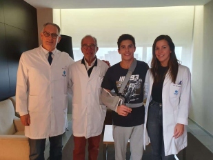 Marc Marquez byl úspěšně operován