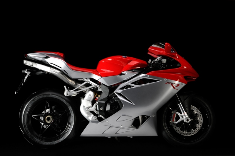 MV Agusta F4 R: extrémní bike už v prodeji - 1 - F4S201202