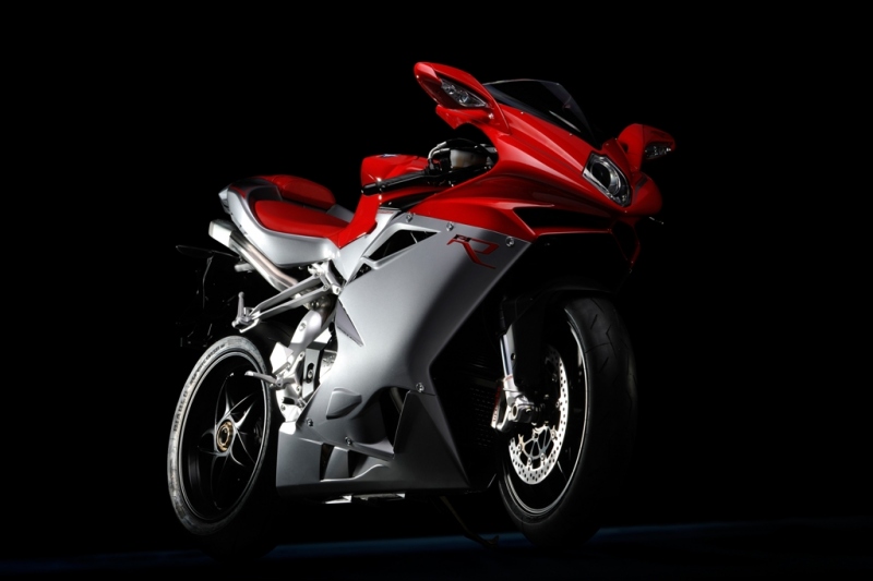 MV Agusta F4 R: extrémní bike už v prodeji - 3 - F4S201204