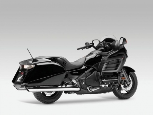 Honda Gold Wing F6B: odstrojená novinka