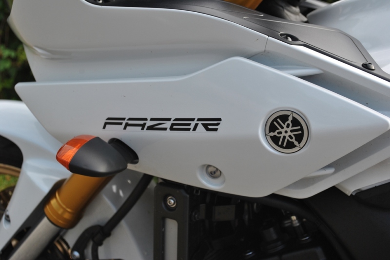 Yamaha Fazer8: zlatá střední? - 5 - FZ805