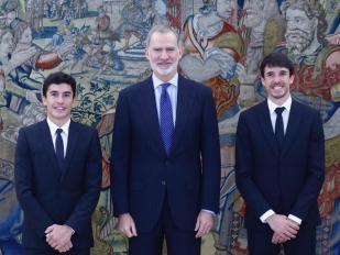 Hlavní obrázek k článku: Královské pocty pro MM a AM: přijetí u krále Filipa VI.