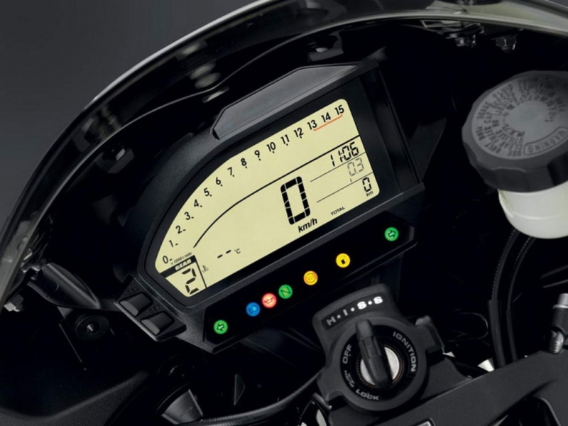 Honda CBR1000RR Fireblade 2012 - 4 - Fireblade20122