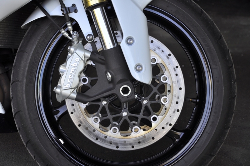 Test Suzuki GSX-R 750: prostě výjimečná   - 9 - GSXR75005